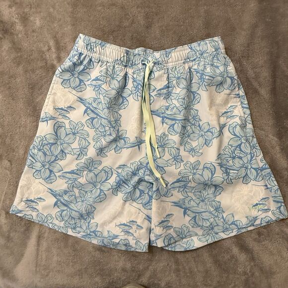 Huk Fishing Shorts Mens S Performance Swim Trunks Breathable Floral Pattern - Picture 2 of 7